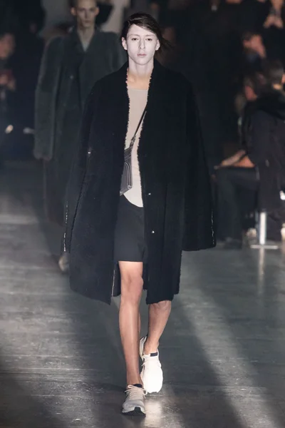 Look 35